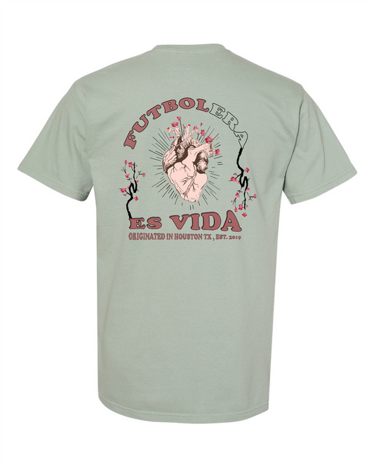 Classic Tee - "Futbol es Vida"