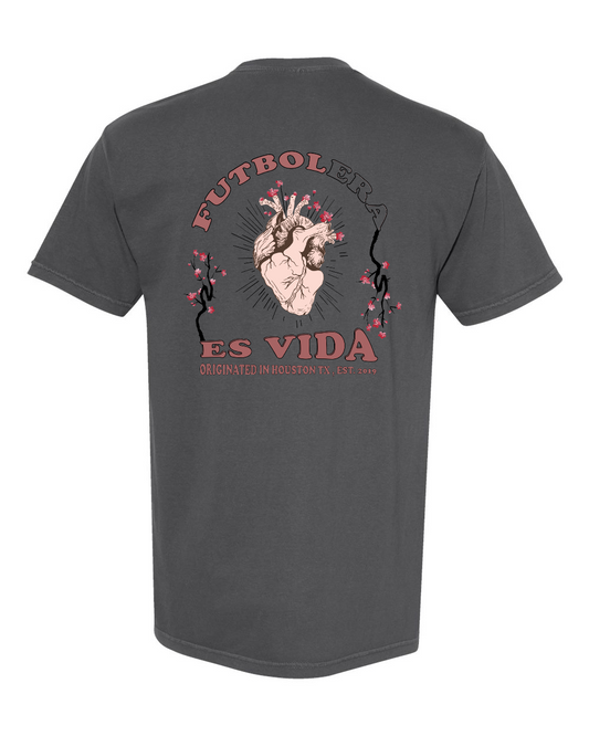 Classic Tee - "Futbol es Vida"